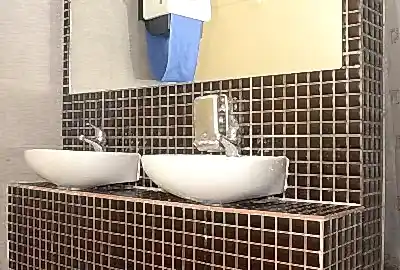 womens locker room sinks